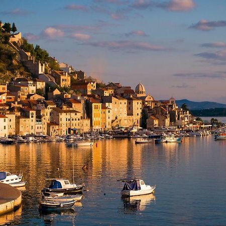 Sibenik Modern Apartment מראה חיצוני תמונה